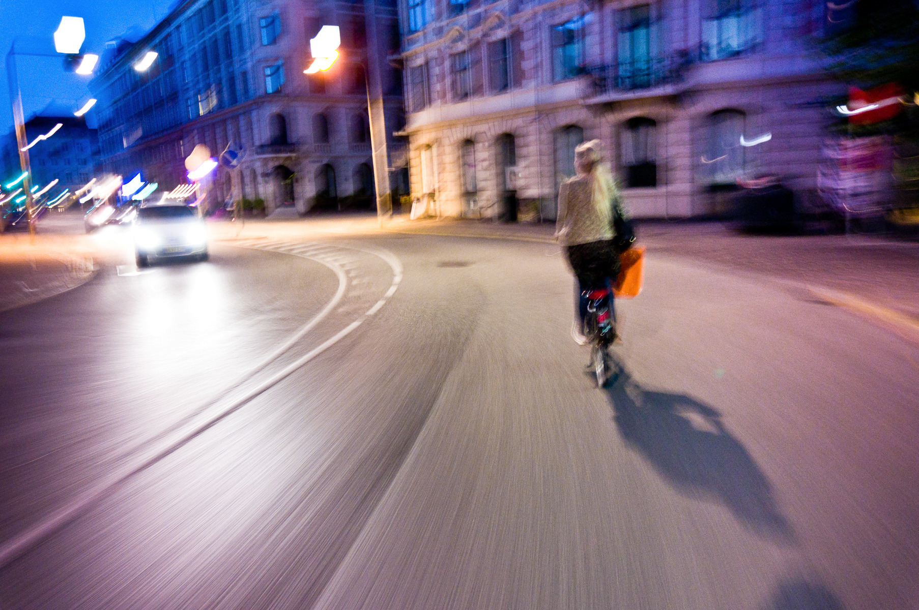 bicycle_commuting_1_podilatis.gr